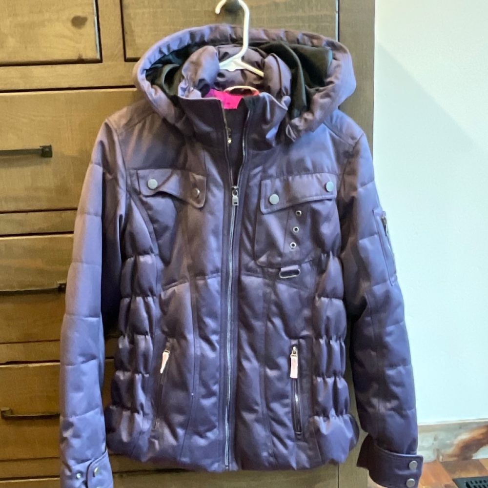 ****LIKE NEW**** Obermeyer Ski Jacket, Women’s Size 10, Purple